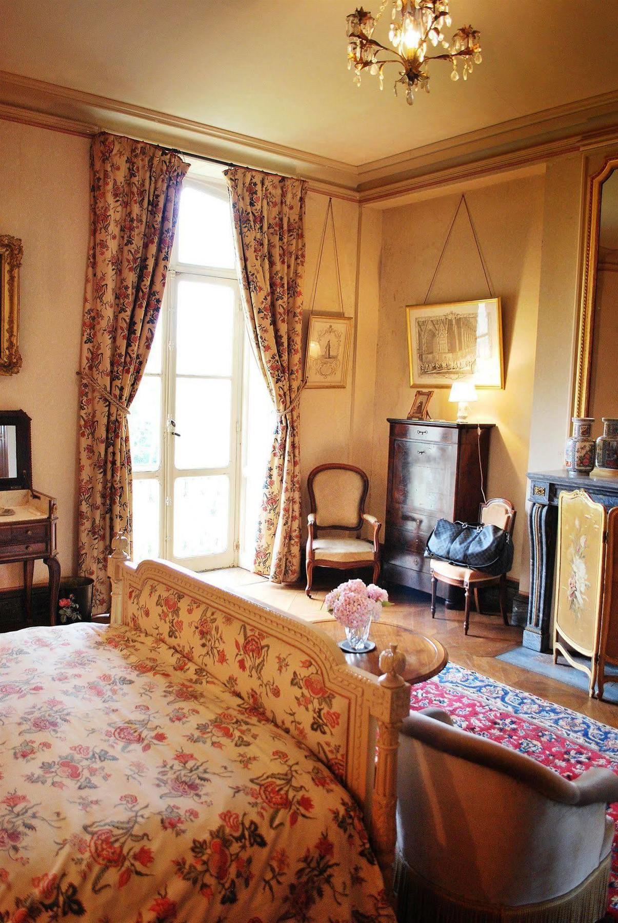 Chateau De La Jumelliere Villa Екстериор снимка